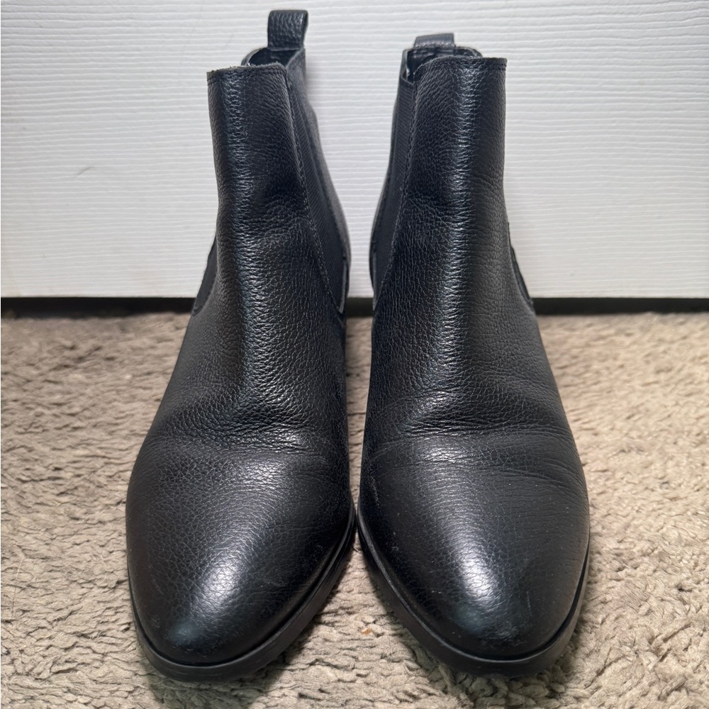 Marc Fisher Black Leather Ankle Boots - Chelsea Style Women’s Size 8